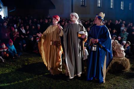 Trije kralji so prinesli darila